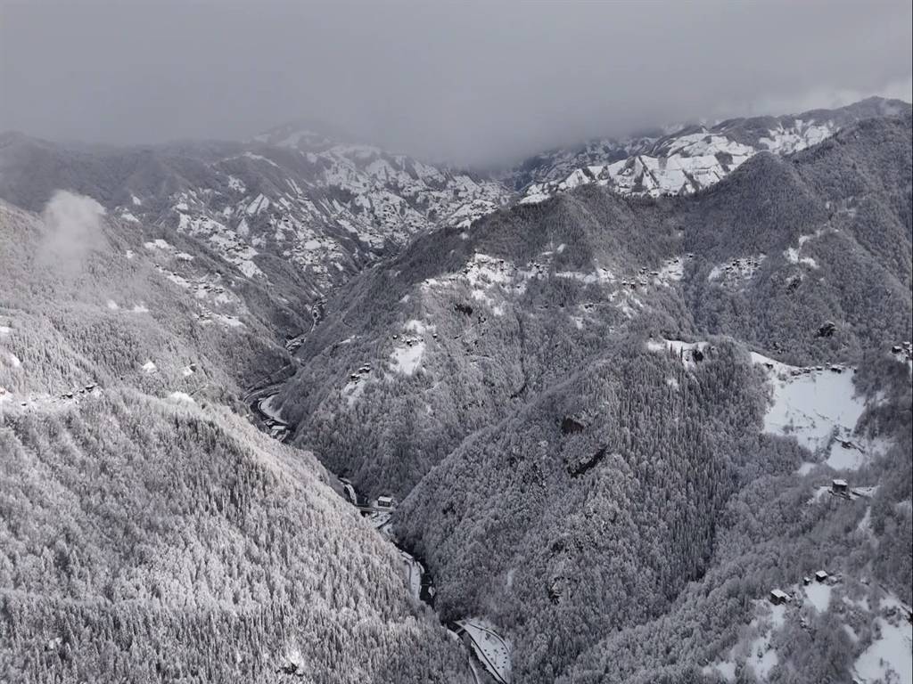 Bu yaylalar kışın bambaşka güzel 4